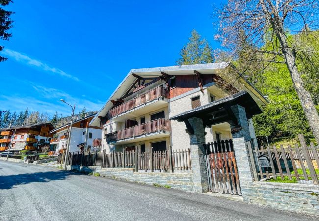 Appartamento a Bardonecchia - Appartamento La Capriata - Affitti Brevi Italia Appartamento a Bardonecchia - Appartamento La Capriata - Affitti Brevi Italia