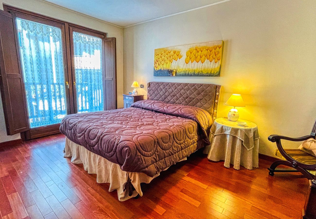 Appartamento a Bardonecchia - Appartamento Sol Leone - Affitti Brevi Italia Appartamento a Bardonecchia - Appartamento Sol Leone - Affitti Brevi Italia