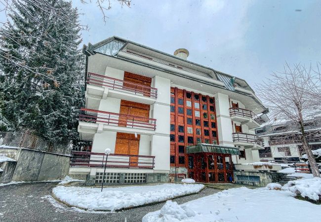 Appartamento a Bardonecchia - Appartamento Roma 79 - Affitti Brevi Italia Appartamento a Bardonecchia - Appartamento Roma 79 - Affitti Brevi Italia